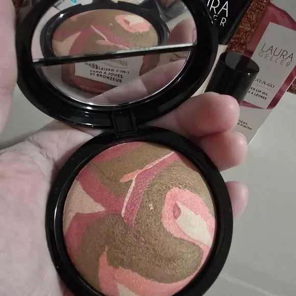 Laura Geller BUNDLE ❤️ - Picture 2 of 8